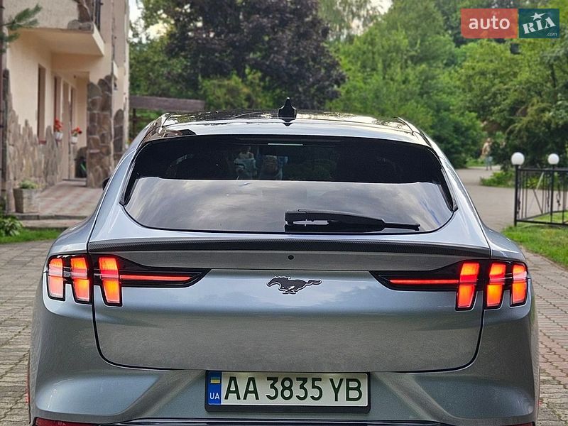 Внедорожник / Кроссовер Ford Mustang Mach-E 2022 в Киеве