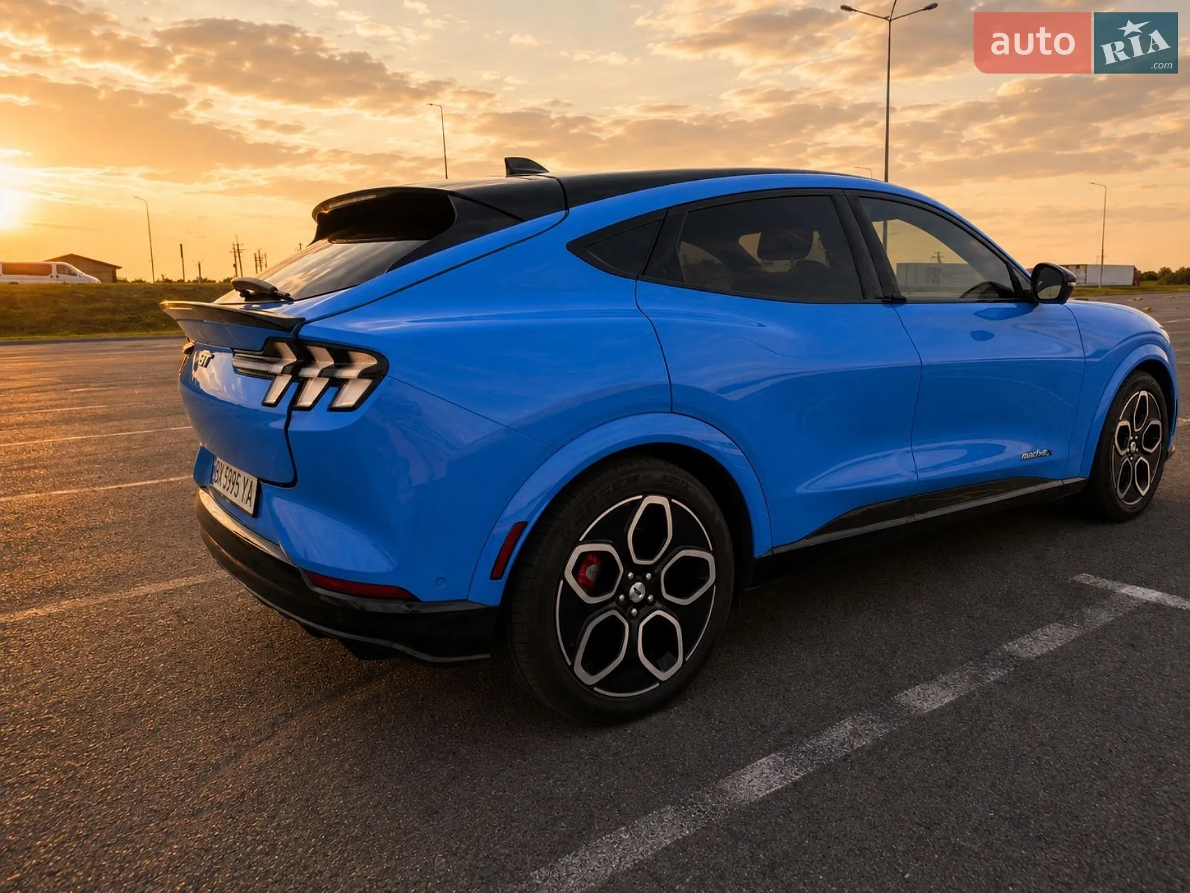2022 Ford Mustang Mach-E - мініатюра 4