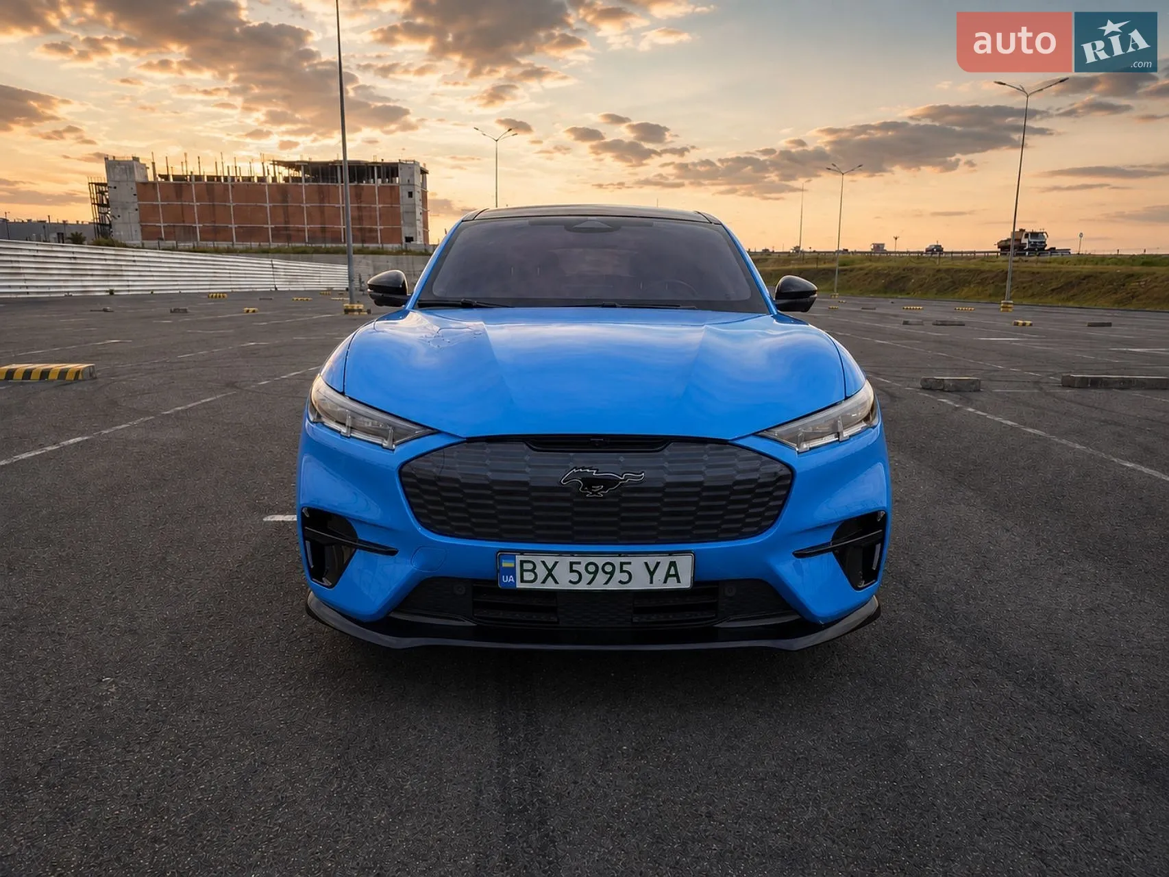 2022 Ford Mustang Mach-E - мініатюра 11