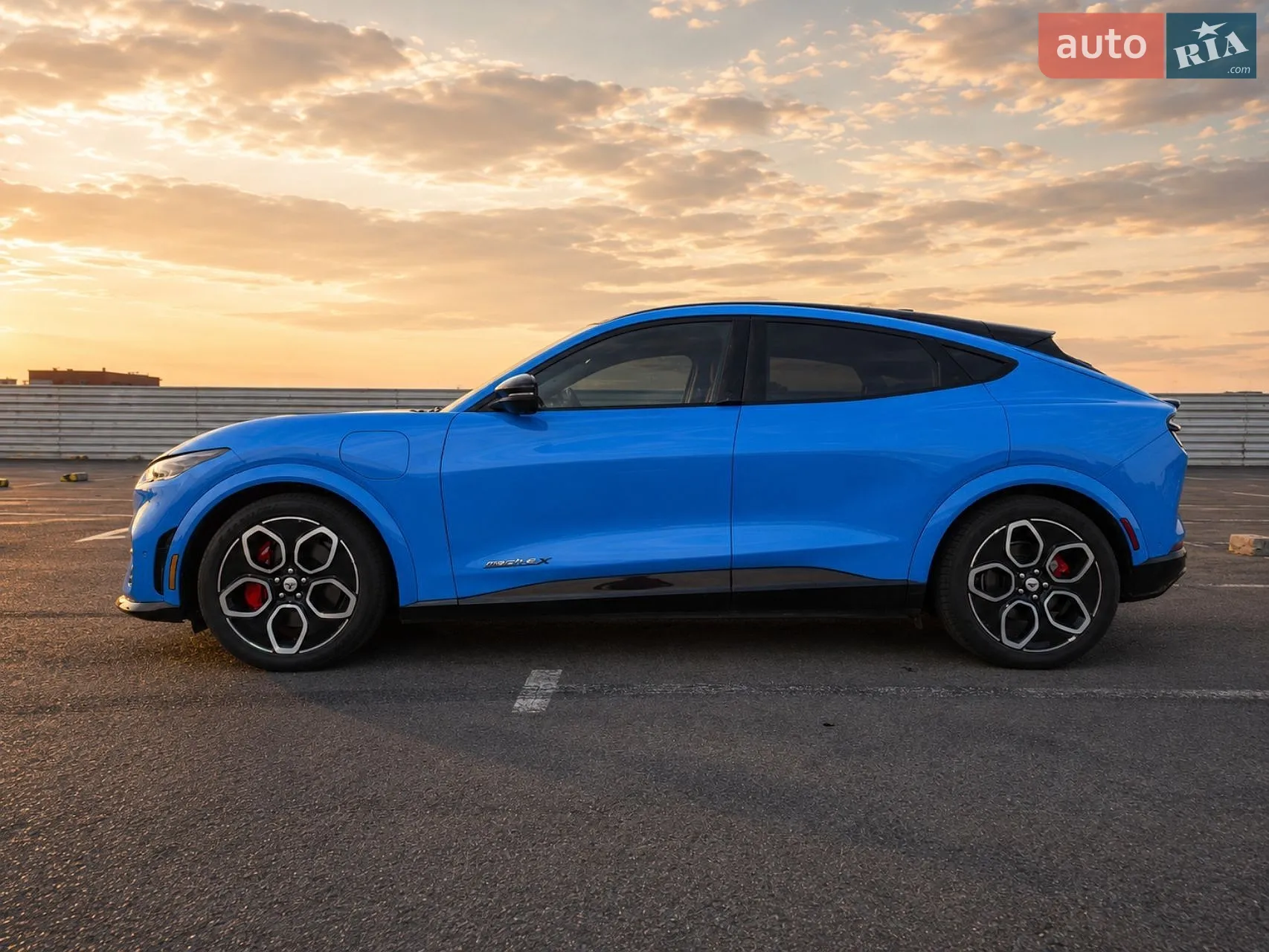 2022 Ford Mustang Mach-E - мініатюра 9