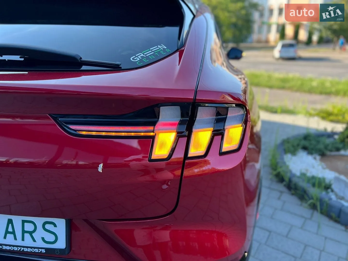2021 Ford Mustang Mach-E - мініатюра 12