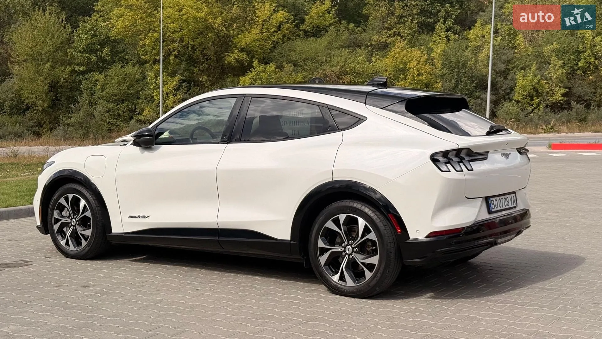 2021 Ford Mustang Mach-E - мініатюра 16