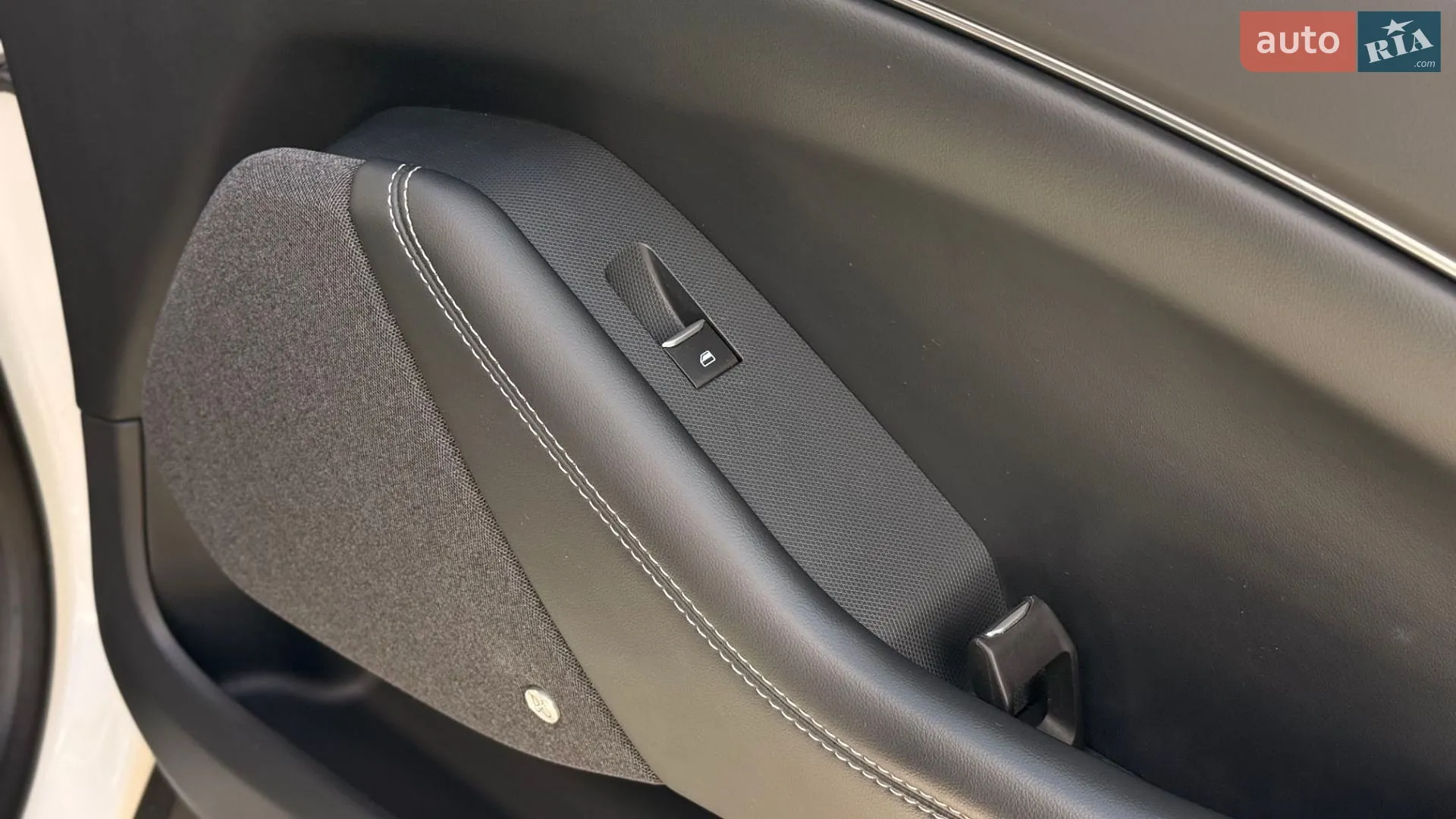 2021 Ford Mustang Mach-E - мініатюра 41