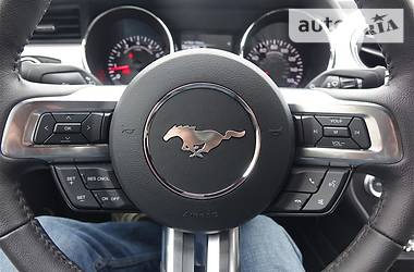 Купе Ford Mustang 2018 в Киеве