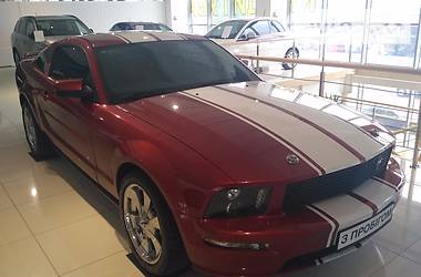 Купе Ford Mustang 2006 в Киеве