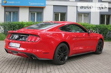 Купе Ford Mustang 2016 в Киеве