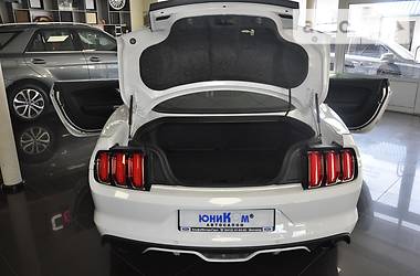 Купе Ford Mustang 2015 в Киеве