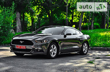 Купе Ford Mustang 2015 в Житомире