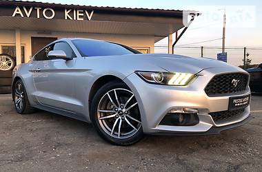 Седан Ford Mustang 2016 в Києві