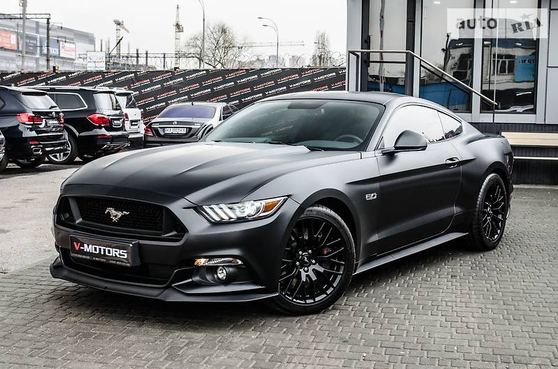 Купе Ford Mustang 2017 в Киеве