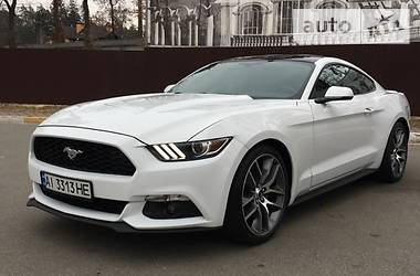 Купе Ford Mustang 2016 в Киеве