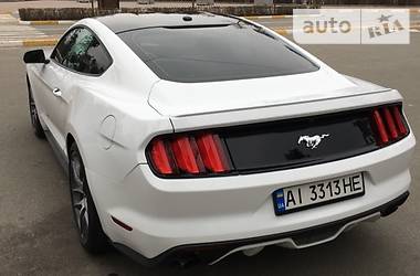 Купе Ford Mustang 2016 в Киеве