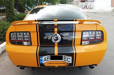 Купе Ford Mustang 2009 в Гайсине