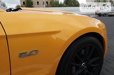 Купе Ford Mustang 2011 в Киеве