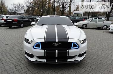 Купе Ford Mustang 2015 в Днепре