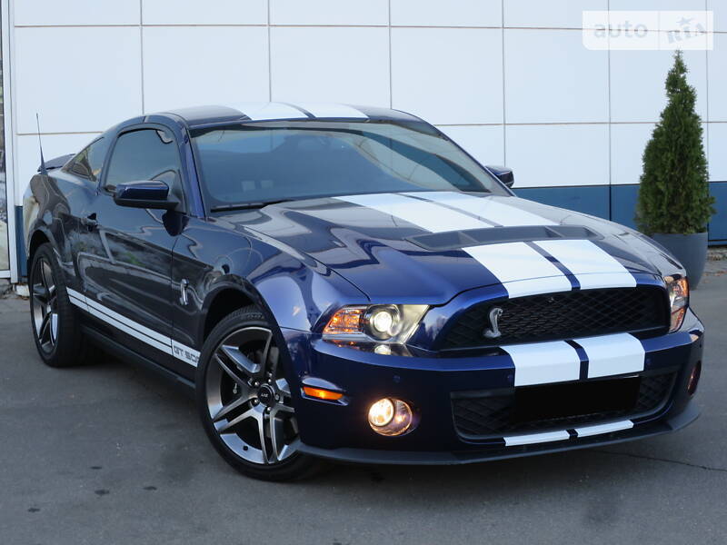 Купе Ford Mustang 2010 в Киеве