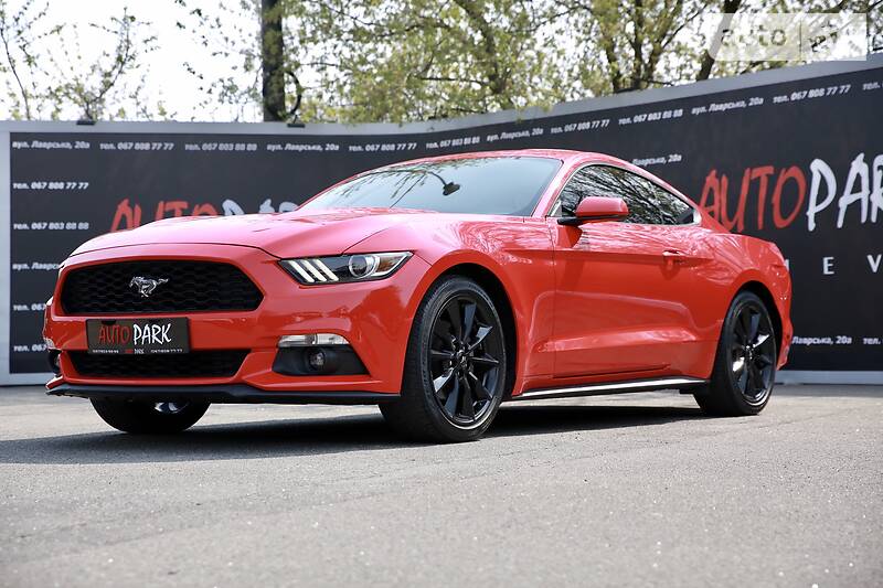 Купе Ford Mustang 2016 в Києві фото 13 Купе Ford Mustang 2016 в Києві