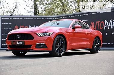 Купе Ford Mustang 2016 в 