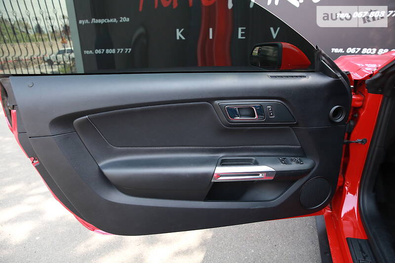 Купе Ford Mustang 2016 в Києві фото 22 Купе Ford Mustang 2016 в Києві