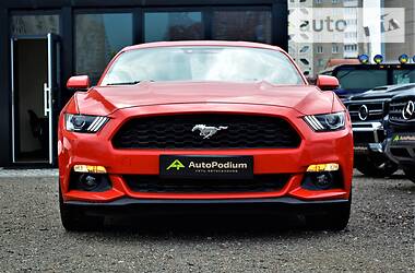 Купе Ford Mustang 2017 в 
