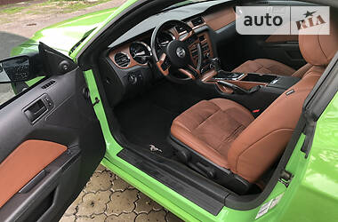 Купе Ford Mustang 2014 в 