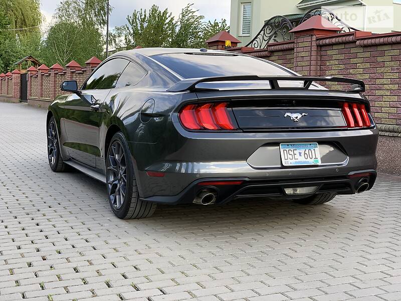 Купе Ford Mustang 2018 в Рівному