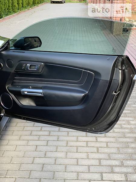 Купе Ford Mustang 2018 в Рівному