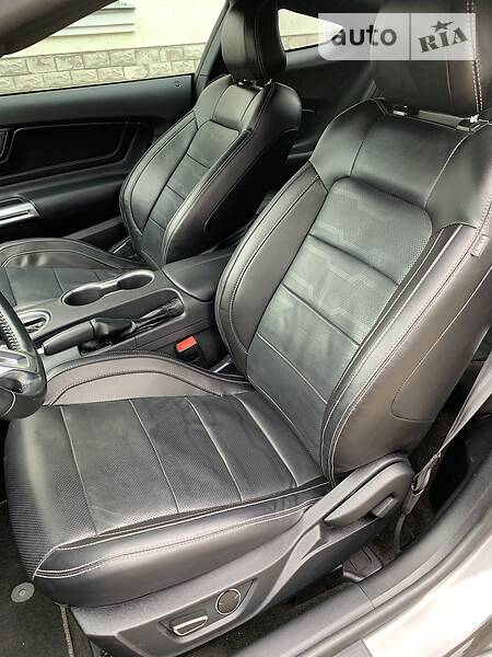 Купе Ford Mustang 2018 в Рівному