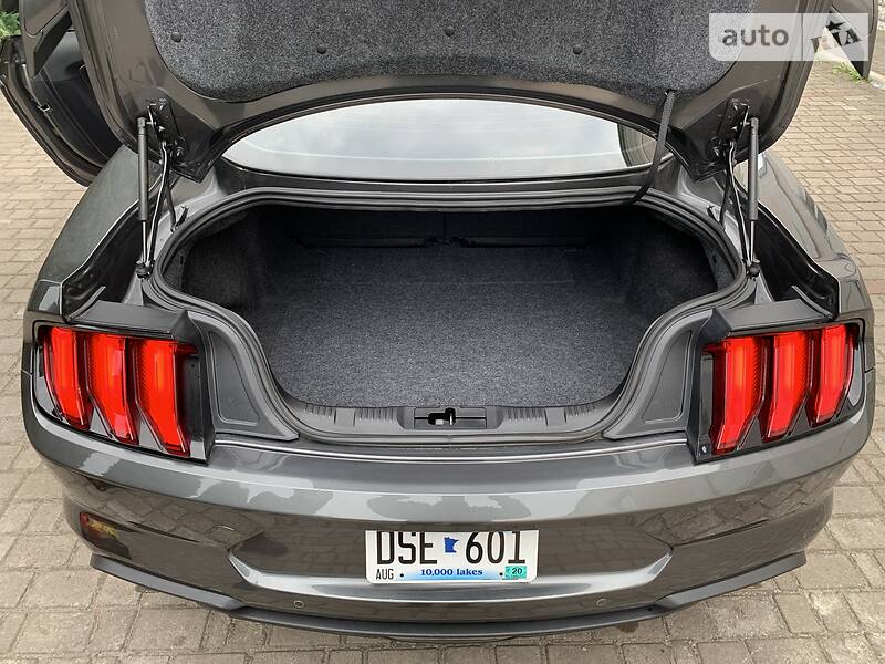 Купе Ford Mustang 2018 в Рівному