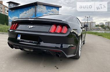 Купе Ford Mustang 2015 в Киеве