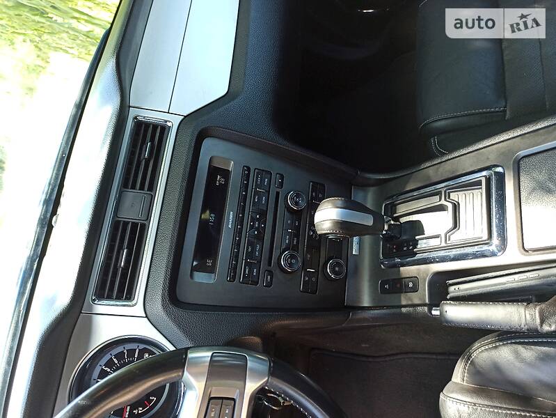 Купе Ford Mustang 2012 в Кропивницком