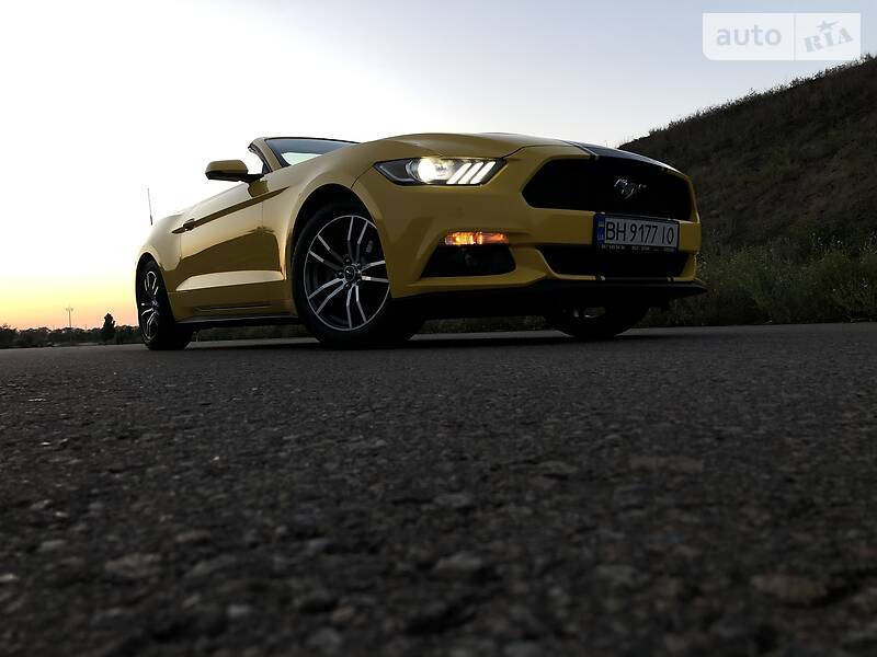 Кабриолет Ford Mustang 2015 в Одессе