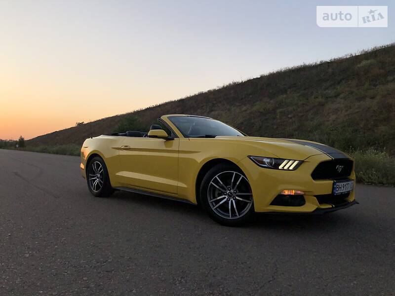 Кабриолет Ford Mustang 2015 в Одессе