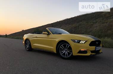 Кабріолет Ford Mustang 2015 в 