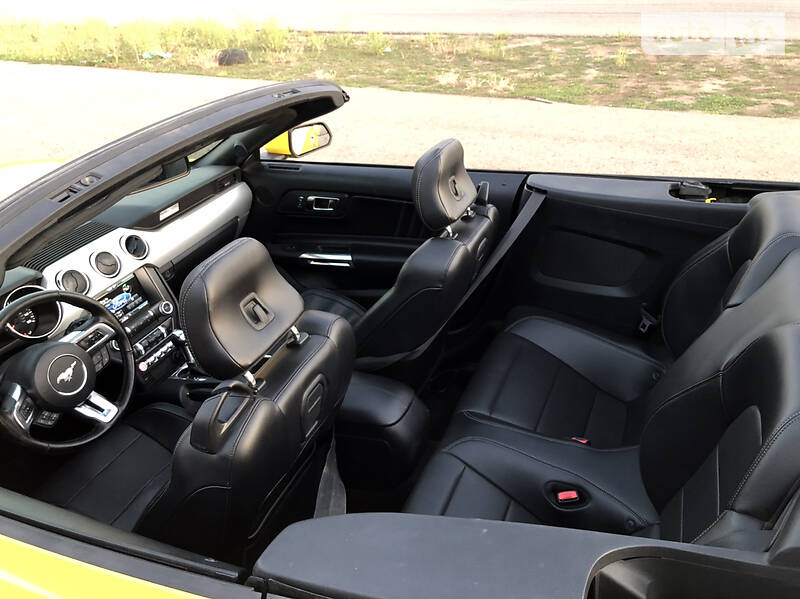 Кабриолет Ford Mustang 2015 в Одессе