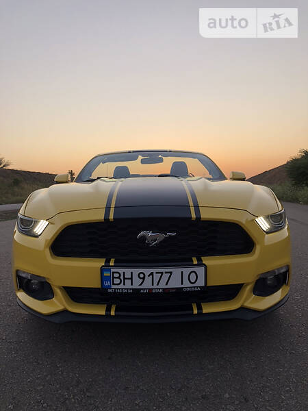 Кабриолет Ford Mustang 2015 в Одессе