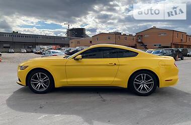 Купе Ford Mustang 2016 в 