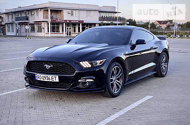 Купе Ford Mustang 2016 в Ужгороде