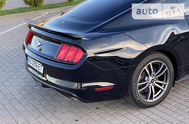 Купе Ford Mustang 2016 в Ужгороді