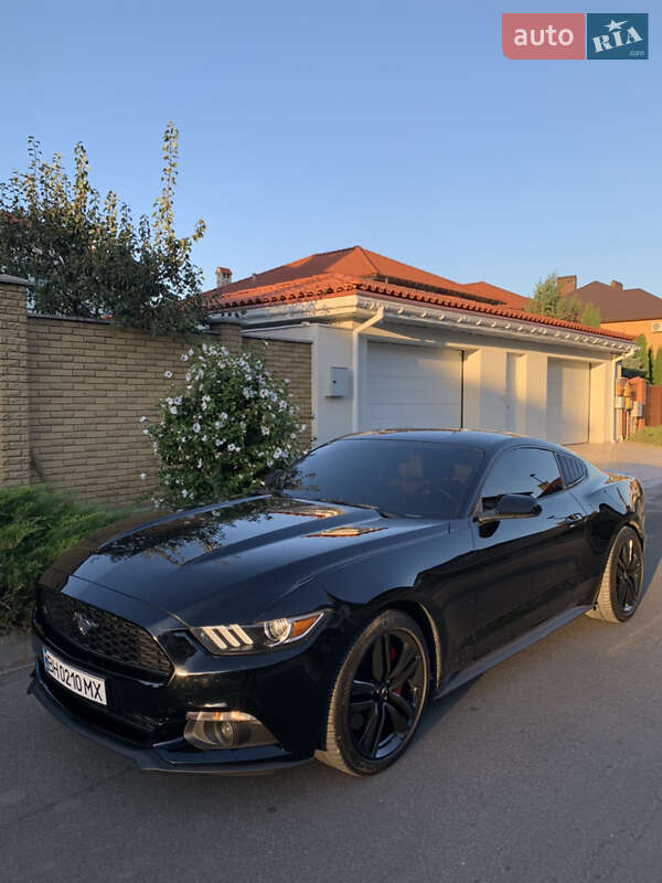 Купе Ford Mustang 2015 в Одесі