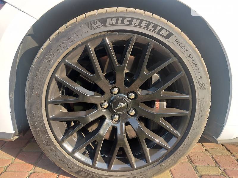 Купе Ford Mustang 2019 в Киеве