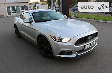 Купе Ford Mustang 2014 в Киеве