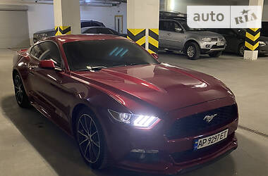 Купе Ford Mustang 2015 в Киеве