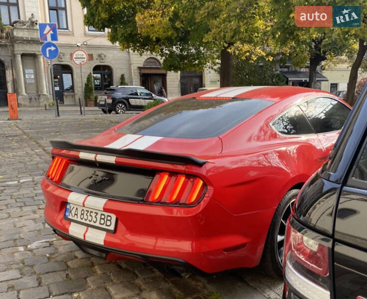 Купе Ford Mustang 2016 в Киеве