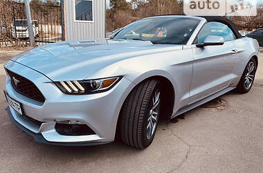 Кабріолет Ford Mustang 2015 в Києві