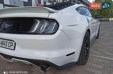 Купе Ford Mustang 2016 в 