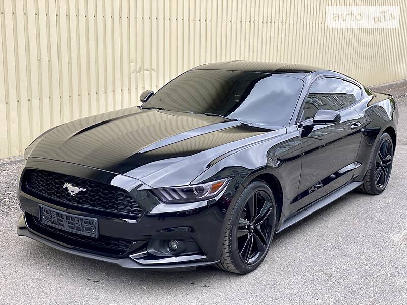 Купе Ford Mustang 2017 в Киеве