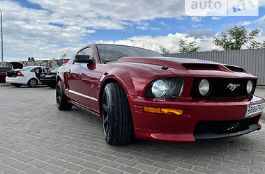 Купе Ford Mustang 2006 в Киеве