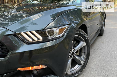 Купе Ford Mustang 2015 в 