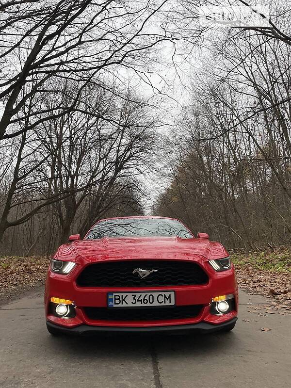 Седан Ford Mustang 2015 в Киеве фото 9 Седан Ford Mustang 2015 в Киеве